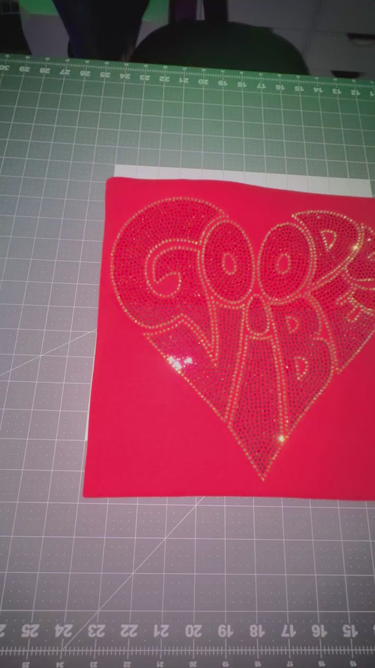 GOOD VIBES HEART ss10
